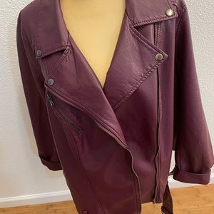 Just Fab burgundy faux leather belted jacket size 2x